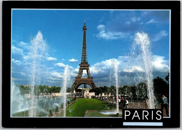 Postcard: Eiffel Tower, Paris, France A96-1