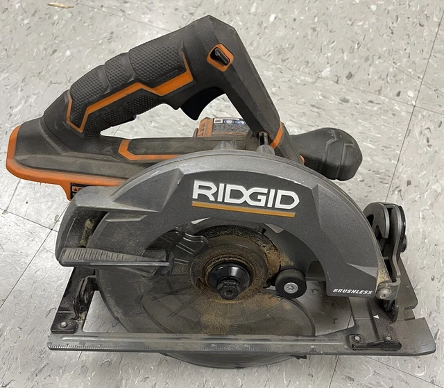 Sierra Ridgid SIERRA CIRCULAR INALÁMBRICA sin escobillas de 7-1/4