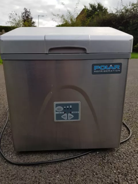 Polar C-Series Countertop Ice Machine 17kg Output - G620