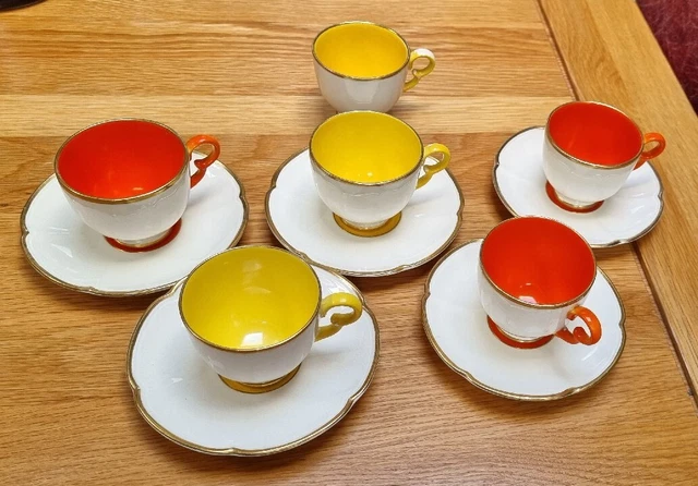 Crown Devon Vintage Art Deco Yellow & Orange 6 Cups and 5 Saucers - Hand Painted