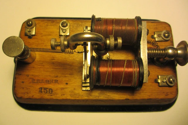 Chicago, Burlington And Quincy Railroad Telegraph Repeater #150