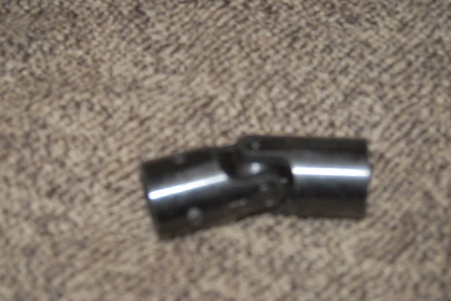 Tennant/Nobles  1040295 U- Joint New