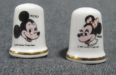 Merry Christmas From Mickey and Minnie on Top of The Chimmy China Thimble B/184 