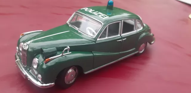 BMW 502 Schuco 05513 Barockengel 1:24 Polizei OVP neu