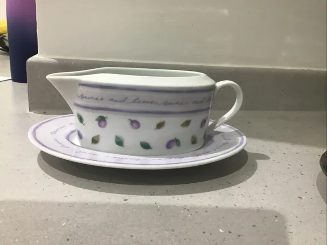 Marks & Spencer Berries And Leaves Gravy Boat Jug And Drip Tray Saucer New