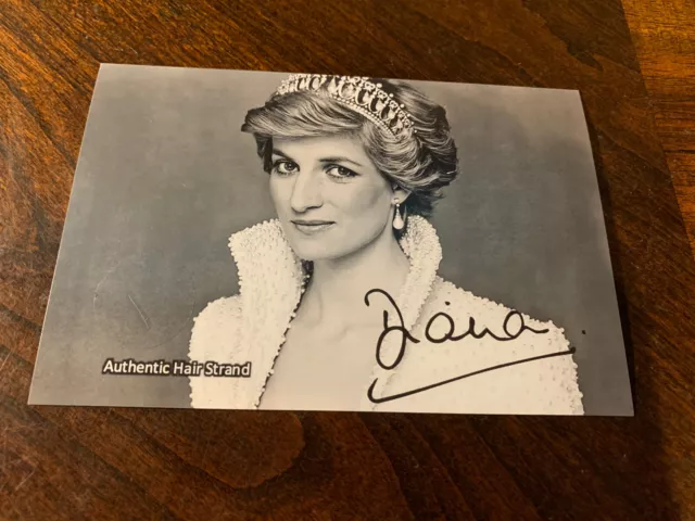 Princess Diana Hair Strand Speck Lock Piece Relic Royal Queen unsigned Photo