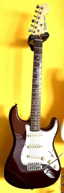 Fender Stratocaster Midnight Wine 2006 Mim.Standard Series 3