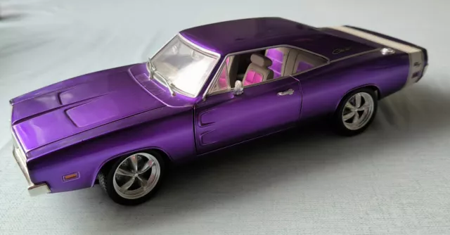 DODGE CHARGER RT , 1:18, modell