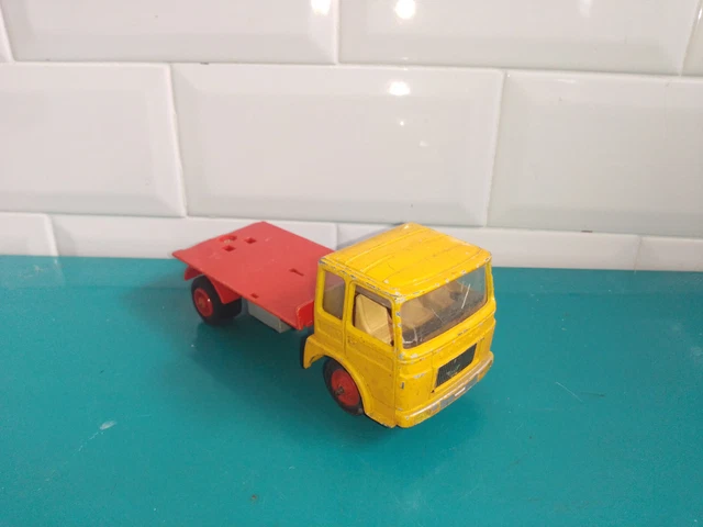 Solido Démontable N°19 – Camion Saviem SM 300 V8 Transformé, Turquoise, 1/50