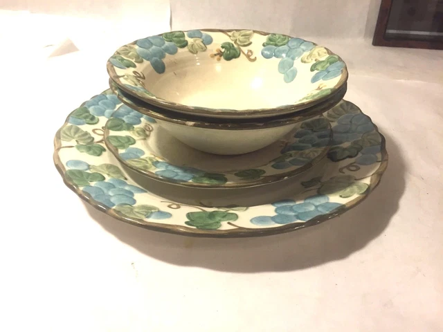 Vtg Lot 4 Pc Metlox Poppy Trail Sculptured Grape Dinnerware Plate Dessert Bowl Vtg Lot 4 Pc Metlox Poppy Trail Sculptured Grape Dinnerware Plate Dessert Bowl