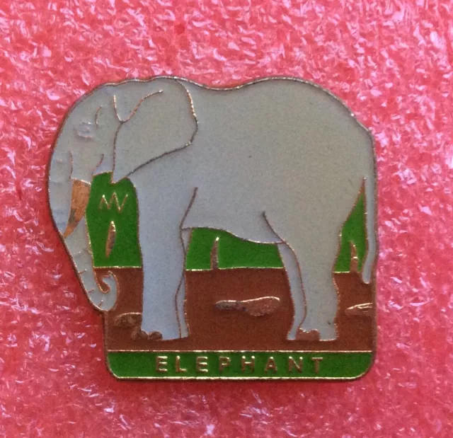 T01 Pins Animaux ELEPHANT Lapel Pin Badge