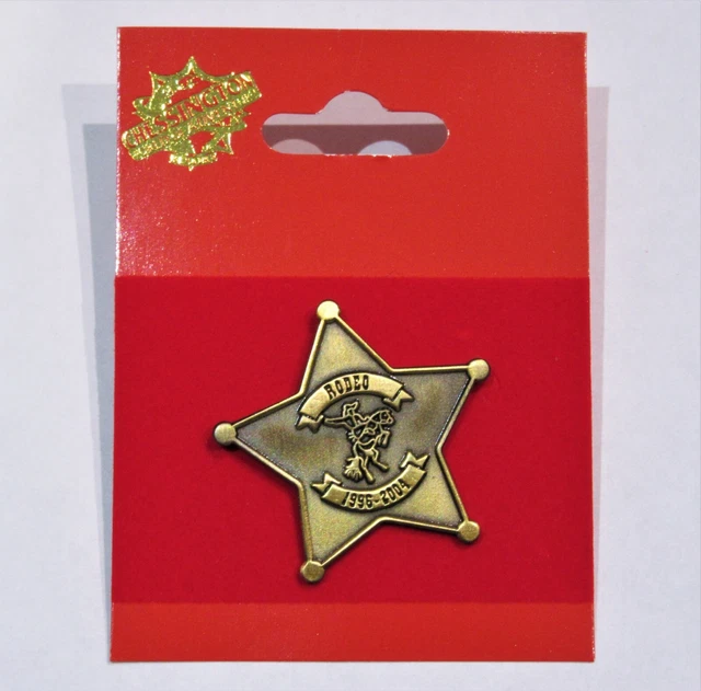 NEW CHESSINGTON WORLD Of Adventures Rodeo Sheriff Retro Theme Park Pin