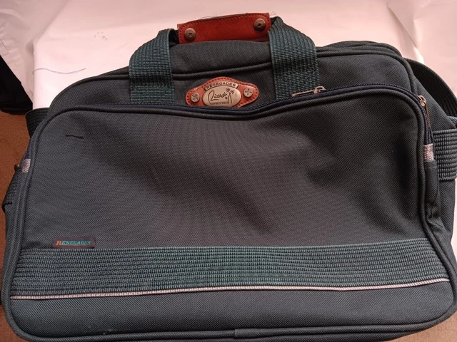 Renegades Ricardo Beverly Hills Luggage Tote Bag Carry On Green (16"x10"x7")