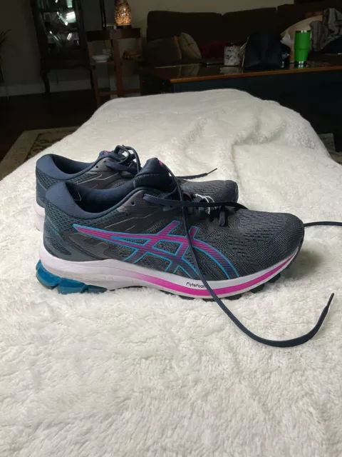 Shoes ASICS’s Woman’s GT 1000 Trail Running Woman’s 7.5Color Black/BlueExcellent