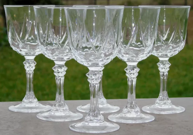 Service de 6 verres à eau en cristal d'Arques, modèle Auteuil