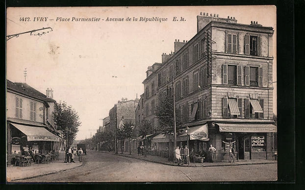 CPA Ivry-sur-Seine, Place Parmentier, Avenue de la Republique 1933