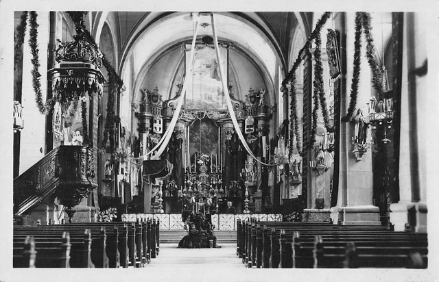 Cpa 25 Mouthe Interieur De L'eglise