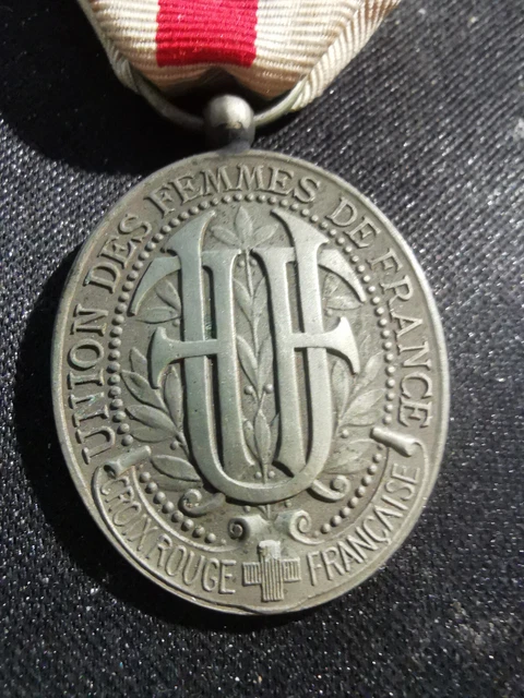 Médaille RG1321 - Ligue Des Femmes Françaises - Occasion - Pièce De Collection Historique