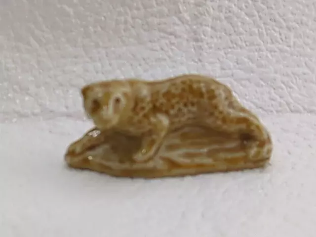 Red Rose Tea Wade Collectible Ceramic Leopard Miniature Figurine Animals