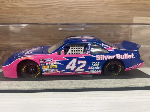Kyle Petty LE #42 Coors Light's Black 1996 Pontiac Grand Prix Bank 1:24