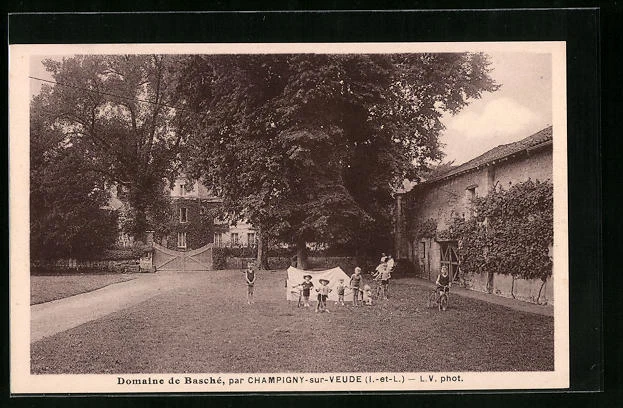 CPA Champigny-sur-Veude, Domaine de Basché