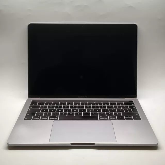 Apple MacBookPro 13,3 Zoll 2018 i5-8259U 2,3 8,0 256SSD QWERTY LESEN! K184