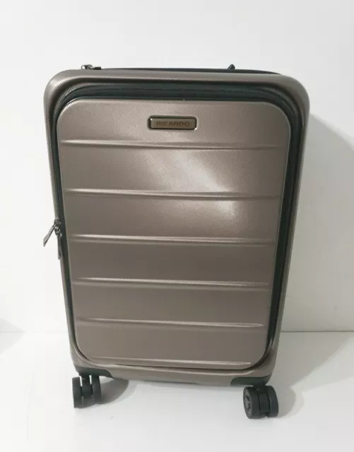 RICARDO BEVERLY HILLS Front Opening Carry-On Luggage Spinner With USB ...