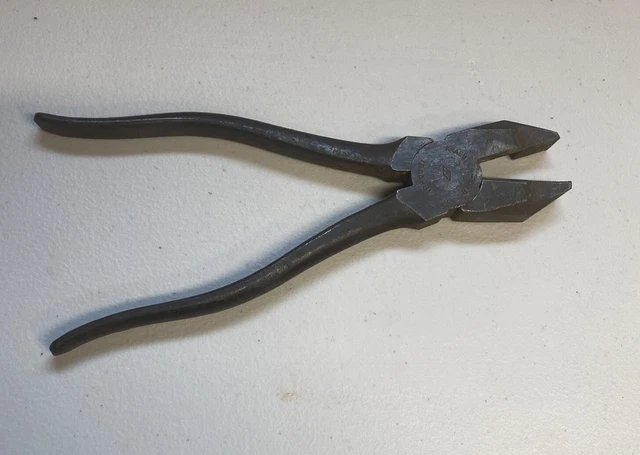 Vintage Kraeuter Linesman Lineman Electrician Pliers USA Model 1800 8.5”