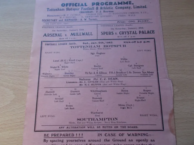 Tottenham v Southampton programme dated 6-1-1945   (ToT019)