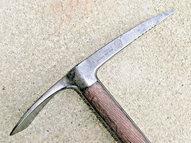ANCIEN PIOLET D'ALPINISME Francois Simond & Fils - Chamonix EUR 120,00