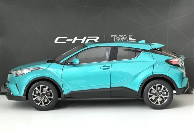 Toyota CH-R 2021 verde radiante mica 1/18 Paudi diecast ¡vendedor de EE. UU.! 3