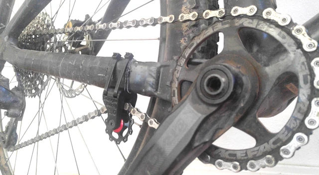 Universal chain guide discount