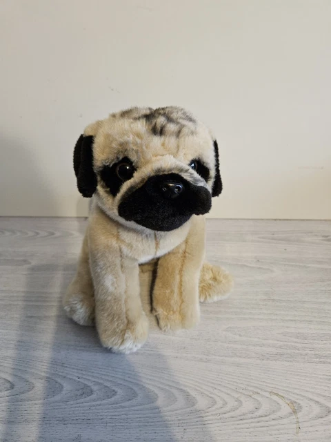 Hamleys Pug White Fawn Puppy Dog Sitting Soft Plush Toy 10 X 6"