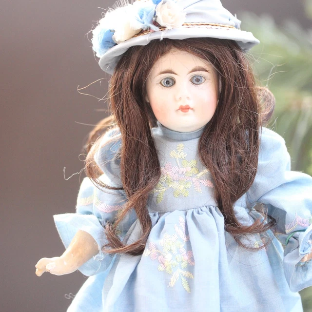 Robe Pour Poupée Ancienne - Occasion - À Vérifier