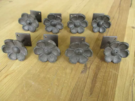8 Flower Drawer Knobs Pulls Handles Rustic Cast Iron Kitchen Cabinet Farmhouse