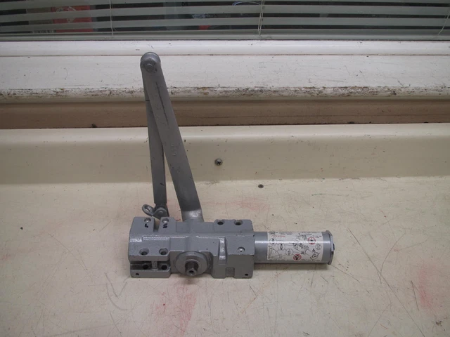 LCN Heavy Duty Aluminum Door Closer Assembly P/N: 4040XP FREE SHIPPING