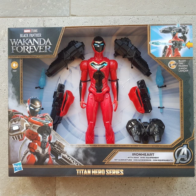 Hasbro Marvel Legends Ironheart – Action Figure 15 Cm Da Black Panther: Wakanda Forever, Con 8 Accessori