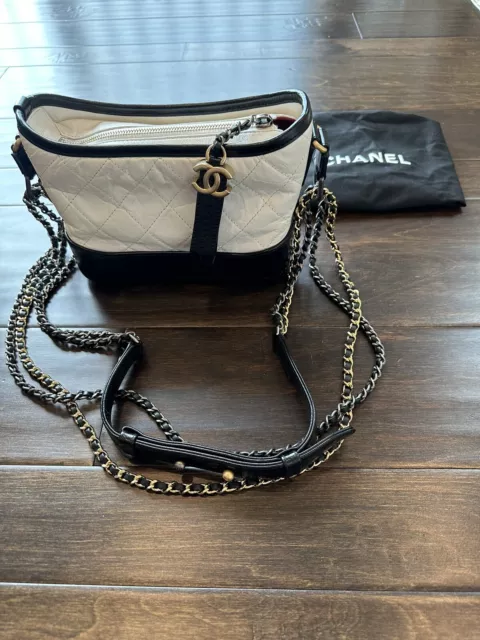 Chanel, Medium Gabrielle python bag Black Leather ref.1003110