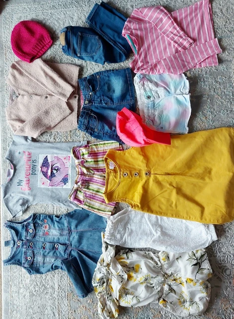 Bundle of Girl's Designer Summer Clothing 13 items - Age 3-4