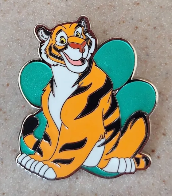 Disney Pin Trading Event Fairytails Rajah Aladdin Mystery Box LE450 Chaser
