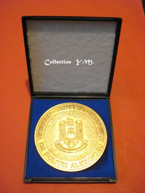 Médaille de Table ACADEMIE de POLICE " ALEXANDRU IOAN CUZA" - ROUMANIE- BUCAREST
