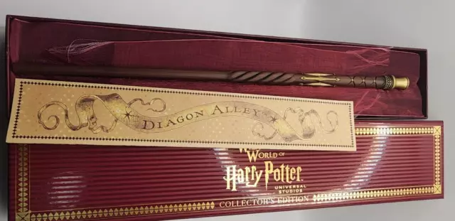 Wizarding World of Harry Potter Universal Studios Parks Interactive Wand  Peter Pettigrew Snake