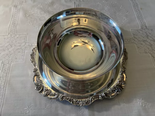 Wallace Baroque Silverplate Gravy/Sauce Bowl With Attached Underplate - No. 247