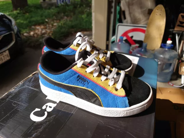 YOUTH SIZE Puma Suede Smiley Size Youth 2.5 2