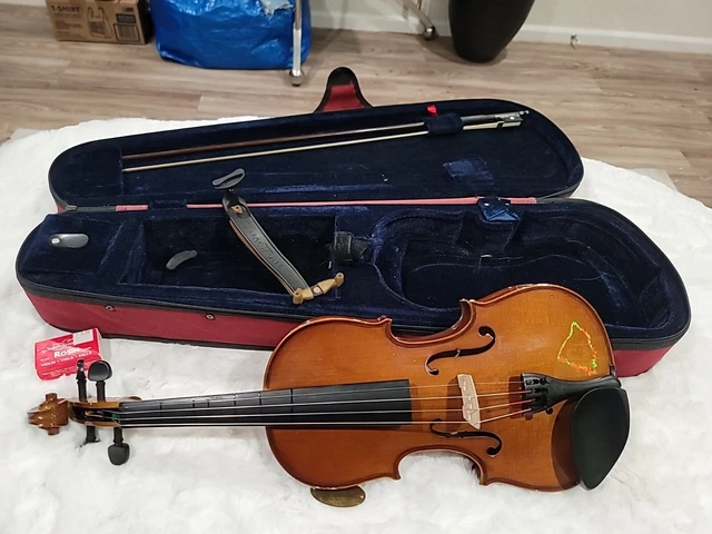 Stentor S1500 Violin Student  II 4/4 w/Case & Bow