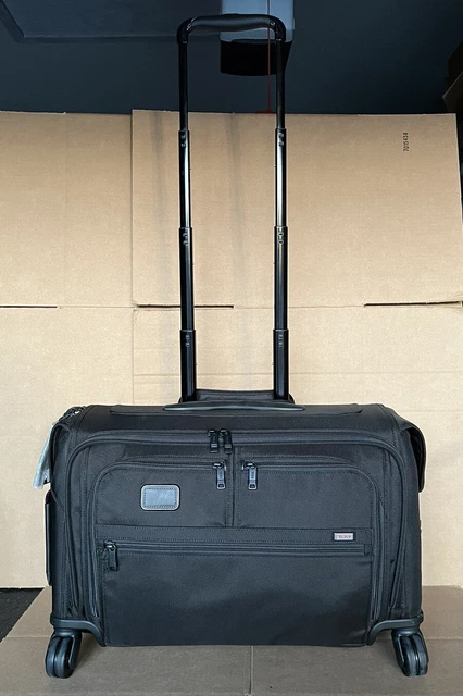 Tumi Alpha 3 Garment 4 Wheeled Carry On Rolling Bag $925 Black 2203038