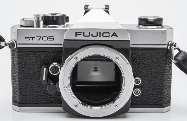 Appareil Photo Argentique Fujica ST-705 + Objectif Makinon - Boîtier 35mm M42, Occasion Fonctionnel