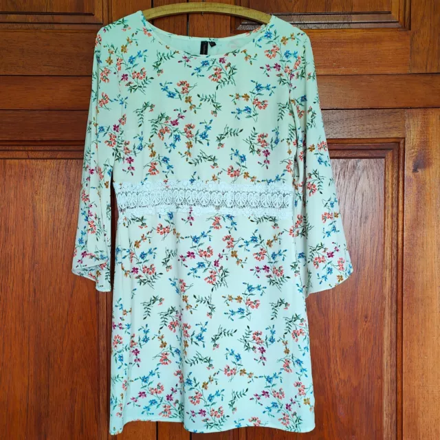 Boohoo size 10 long sleeve ivory dress with red & blue floral print & lace panel