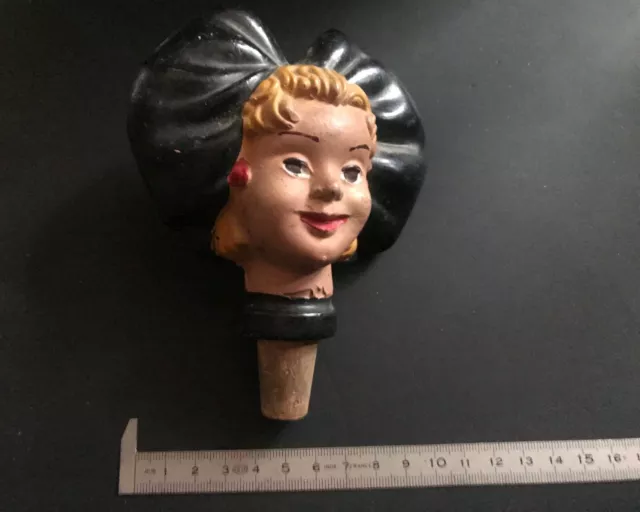ancien grand bouchon anthropomorphe alsace alsacienne coiffe folklore vintage