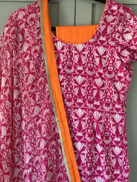 Punjabi/indio/paquistaní Salwar Kameez, Lehenga Choli, traje pantalón, Anarkali 2